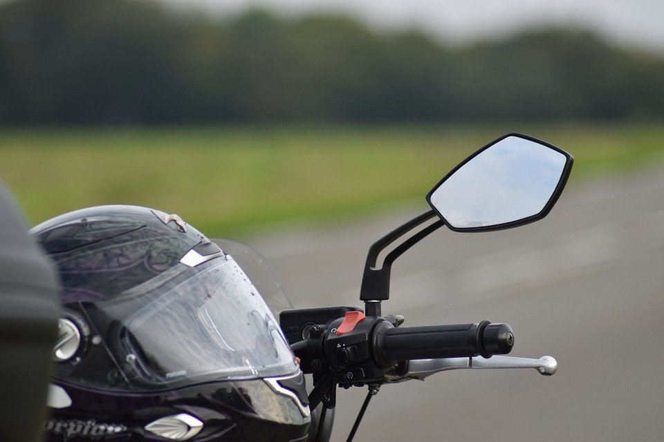sabiduría cualquier cosa Ardiente Espejos retrovisores para moto, todas las normas para pasar la ITV | SGS ITV sabiduría cualquier cosa Ardiente Espejos retrovisores para moto, todas las normas para pasar la ITV | SGS ITV