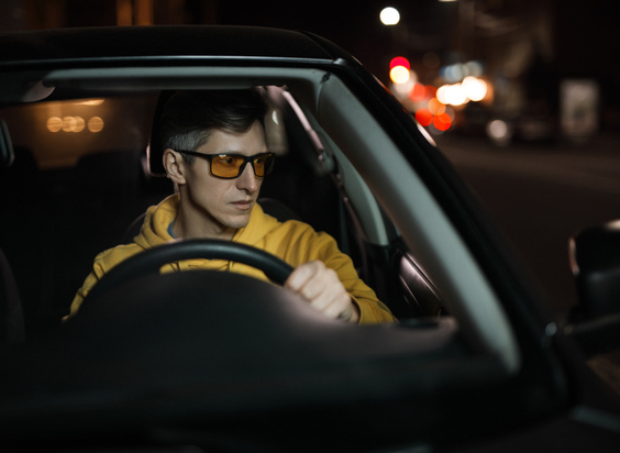 cine Disciplinario muelle Gafas para conducir de noche: ¿qué debemos saber? | SGS ITV