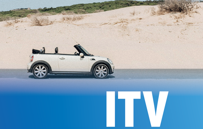coche en playa ITV