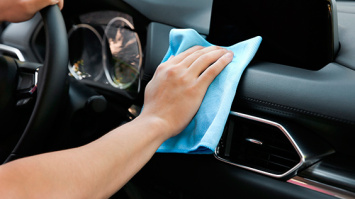 Cómo limpiar el salpicadero