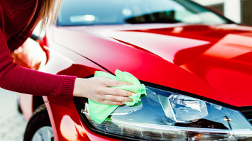 SGS: Limpiar focos del coche